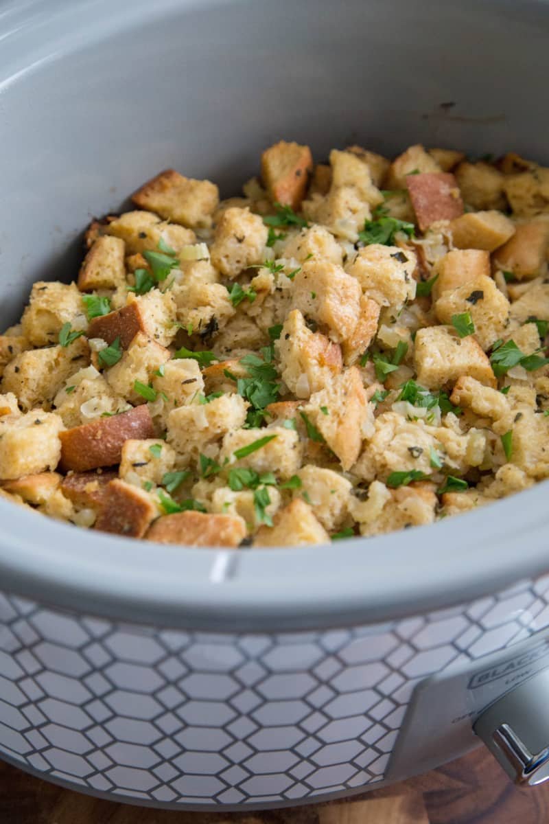 Slow Cooker Thanksgiving Stuffing