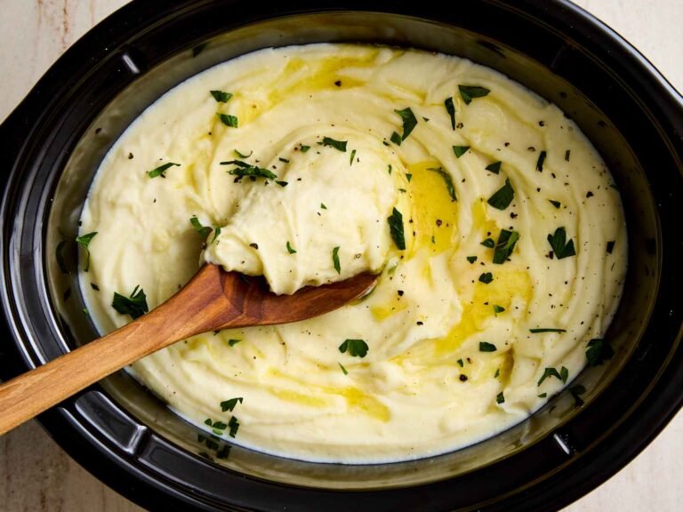 38 Thanksgiving Slow Cooker Recipes to Make Your Holiday So Much Easier